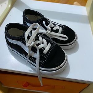 Old Skool Black and White Van Sneakers